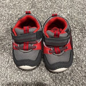 Stride rite size 3m sneakers